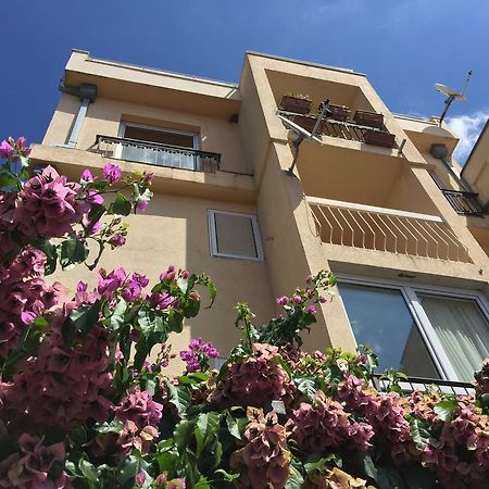 Regent Apartment Petrovac Pokoj fotografie